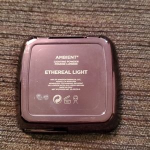 Hourglass Ambient Lighting Powder